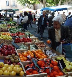 Wochenmarkt in Baden-Baden feiert 15jähriges Jubiläum
