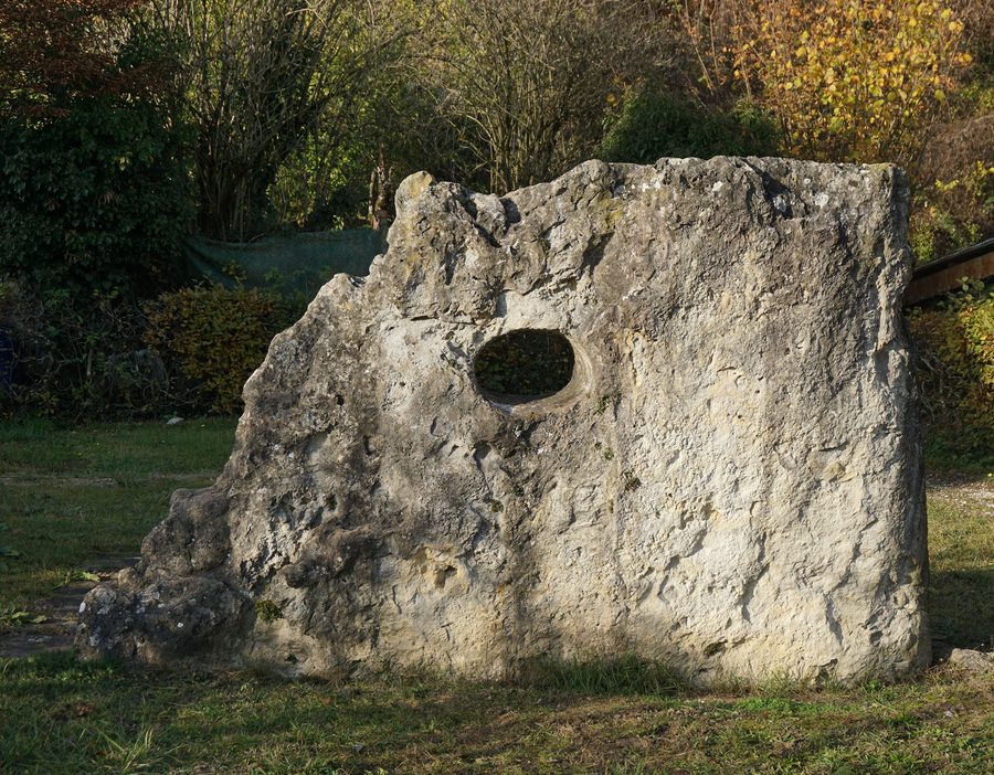 Der Heidenstein in Niederschwörstadt aus südlicher Perspektive