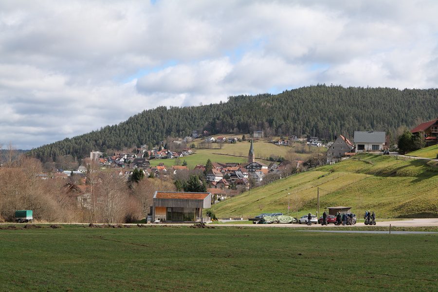 Baiersbronn vom Sankenbach aus gesehen