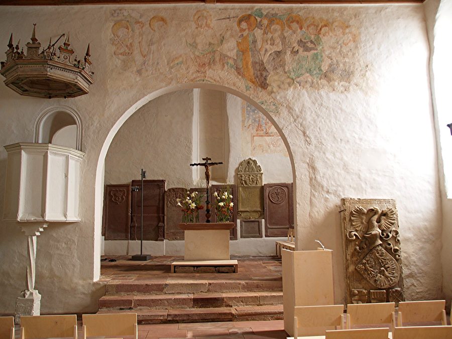 Altarraum mit dem Jüngsten Gericht im Schloss Neuenbürg