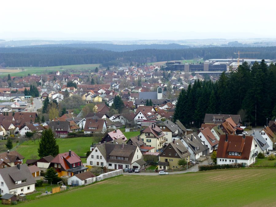 Blick vom Vogteiturm nach Südosten auf Loßburg