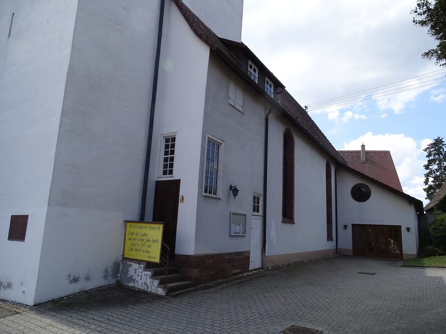Martinskirche Calw-Stammheim von außen
