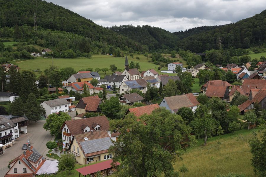 View of Epfenhofen from the valley bridge of the Wutachtalbahn